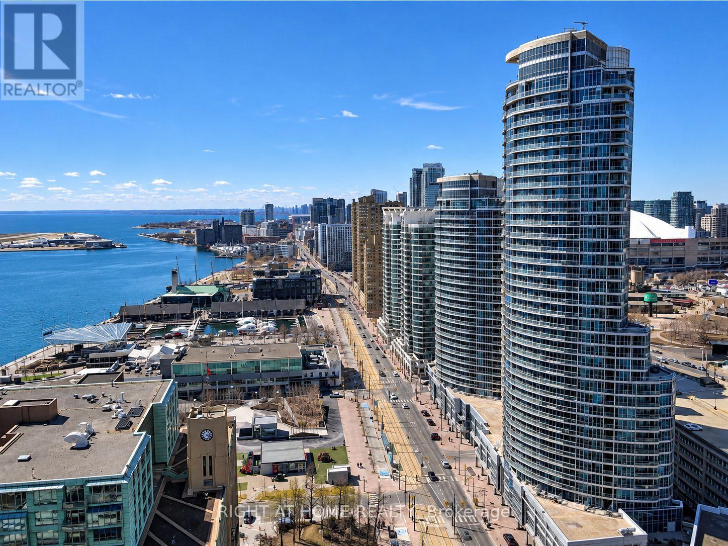 3110 - 77 Harbour Square, Toronto, Ontario  M5J 2S2 - Photo 2 - C13748540