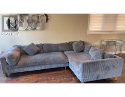 188 BARKLEY CRESCENT, Oshawa, Ontario