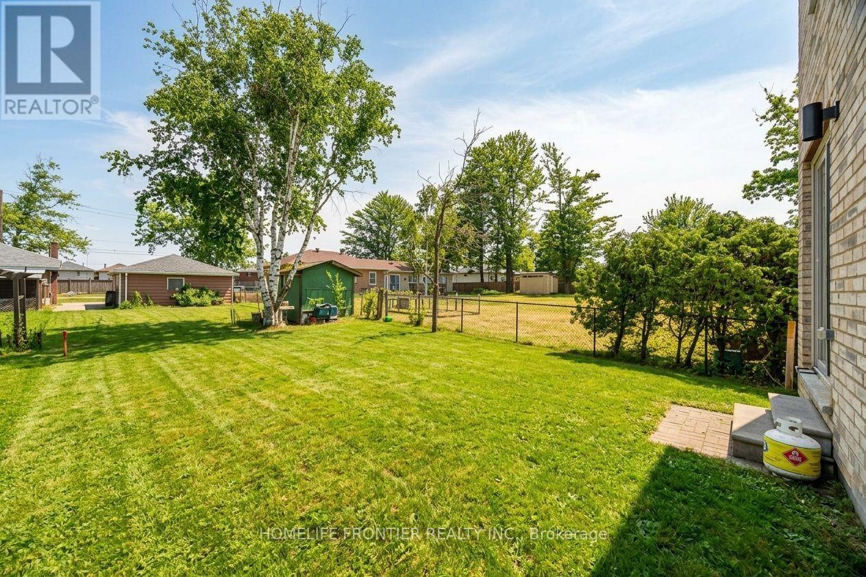 75 Kirkwood Way, Barrie (Painswick South), Ontario  L9J 0K7 - Photo 3 - S13748546