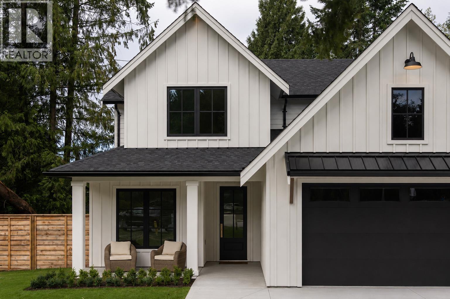 385 SOLAZ PLACE, Gibsons, British Columbia