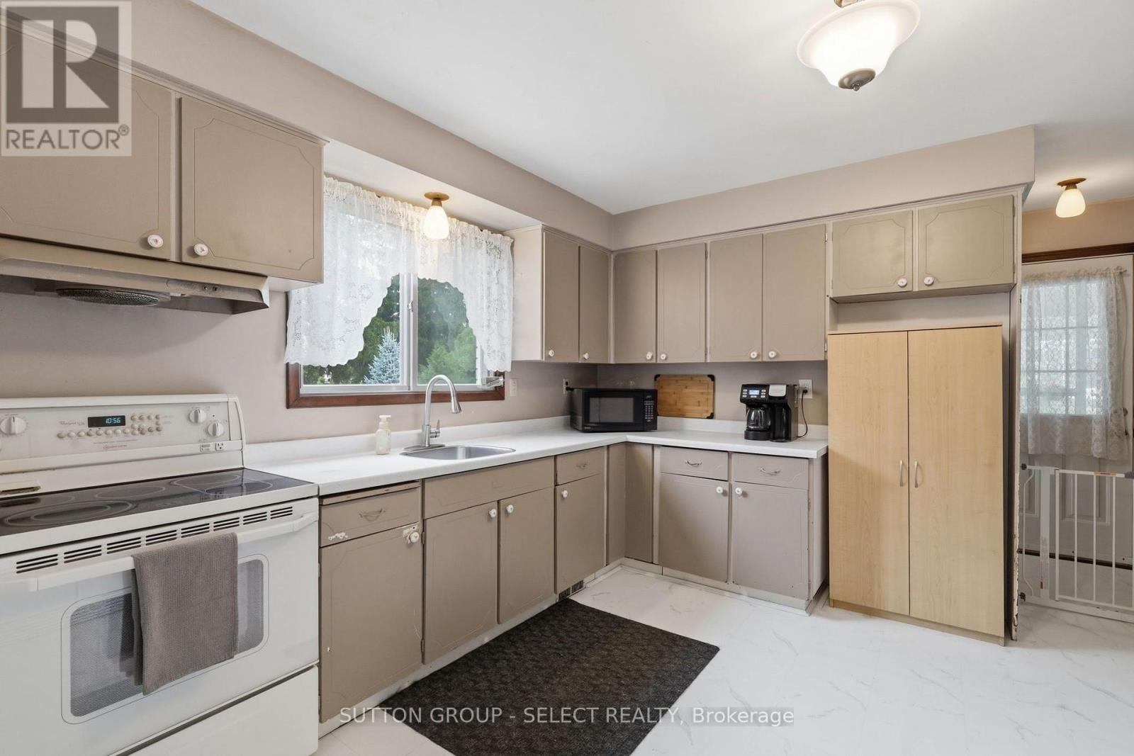 44 South Edgeware Road, St. Thomas, Ontario  N5P 2H4 - Photo 17 - X13748634