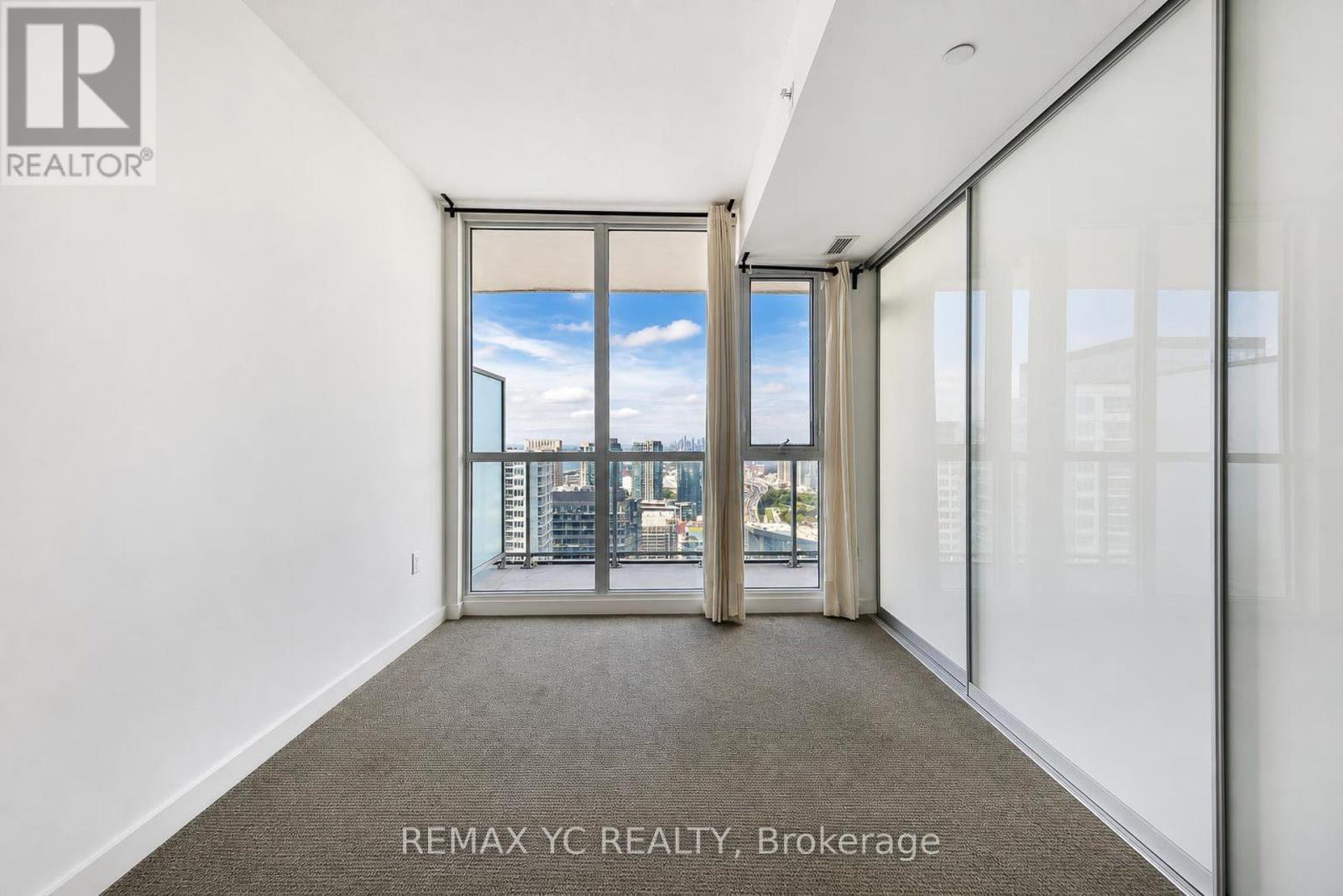 4611 - 75 Queens Wharf Road, Toronto, Ontario  M5V 0J8 - Photo 16 - C13748656