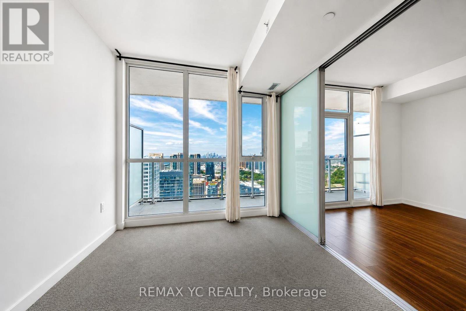 4611 - 75 Queens Wharf Road, Toronto, Ontario  M5V 0J8 - Photo 20 - C13748656