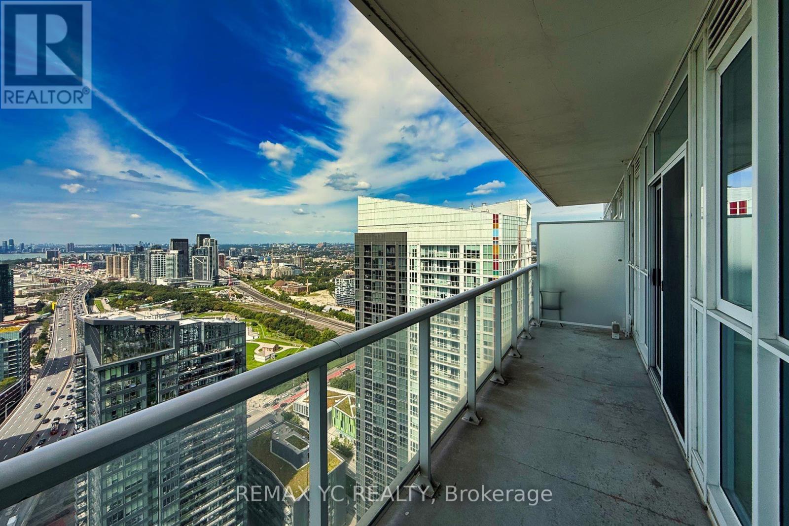 4611 - 75 Queens Wharf Road, Toronto, Ontario  M5V 0J8 - Photo 23 - C13748656