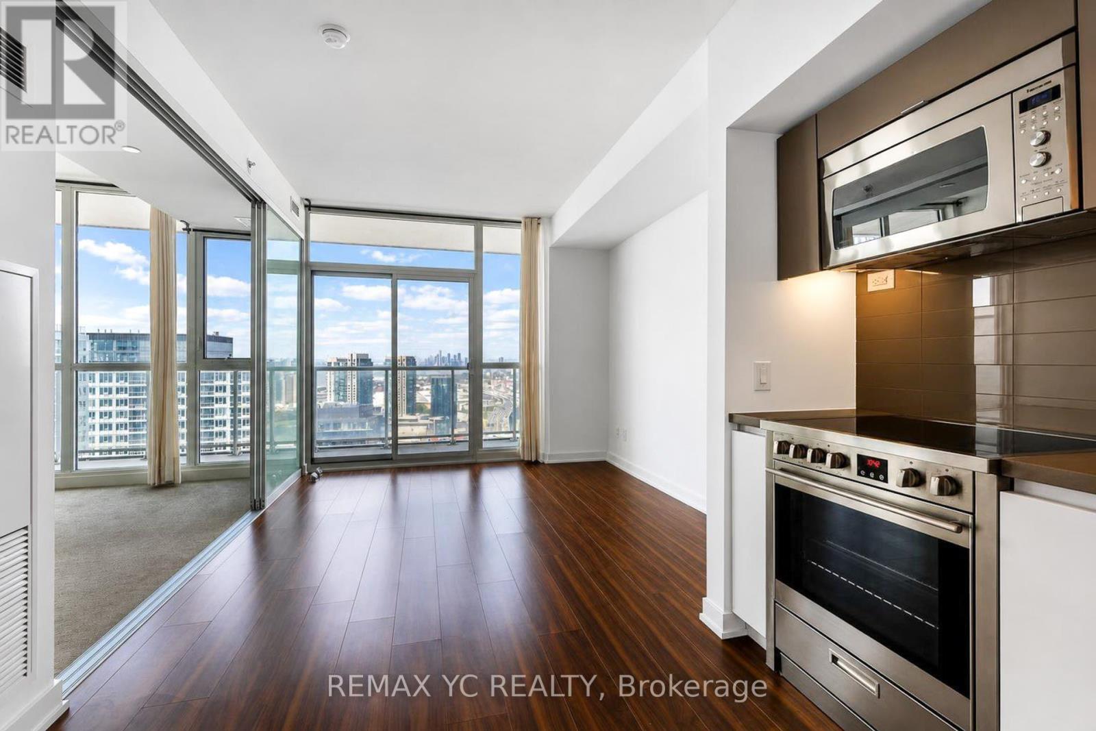 4611 - 75 Queens Wharf Road, Toronto, Ontario  M5V 0J8 - Photo 7 - C13748656