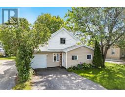 18 POYNTZ STREET, Penetanguishene, Ontario