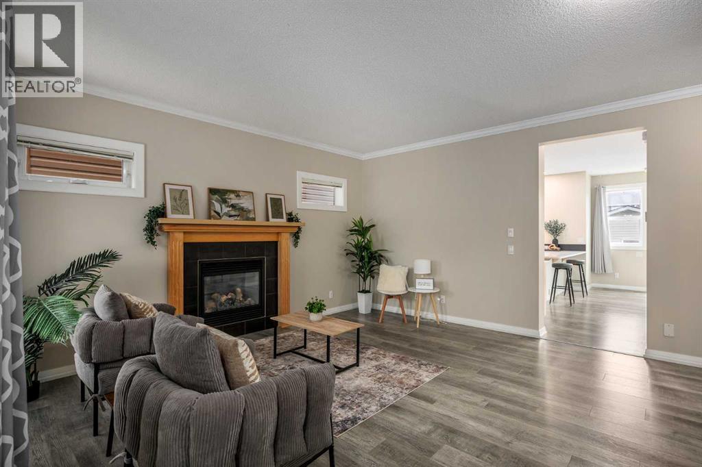 74 Ravenswynd Rise SE, Airdrie, Alberta  T4A 0J9 - Photo 8 - A2342543