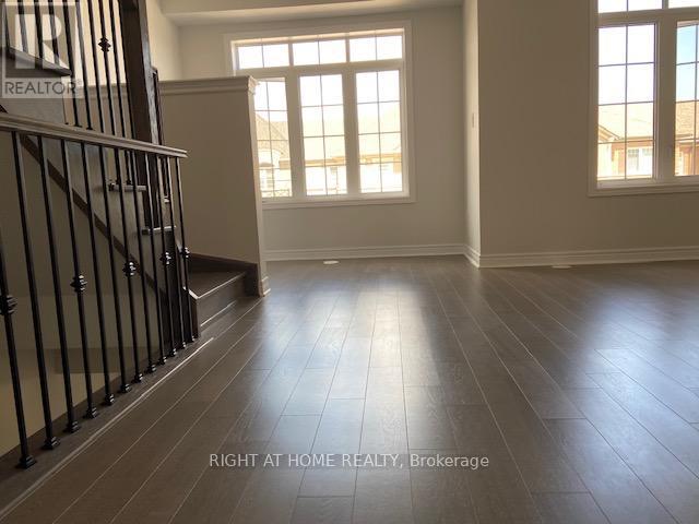 3312 Erasmum Street, Oakville, Ontario  L6M 4J9 - Photo 3 - W13748604