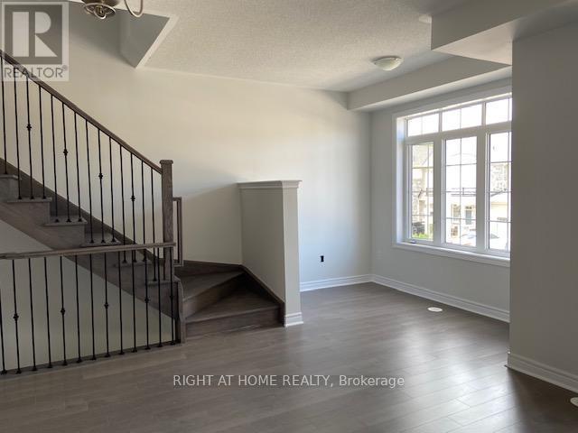 3312 Erasmum Street, Oakville, Ontario  L6M 4J9 - Photo 4 - W13748604
