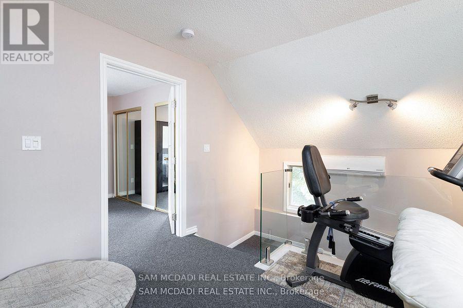 Upper - 14011 Trafalgar Road, Halton Hills, Ontario  L7G 4S4 - Photo 15 - W13748658