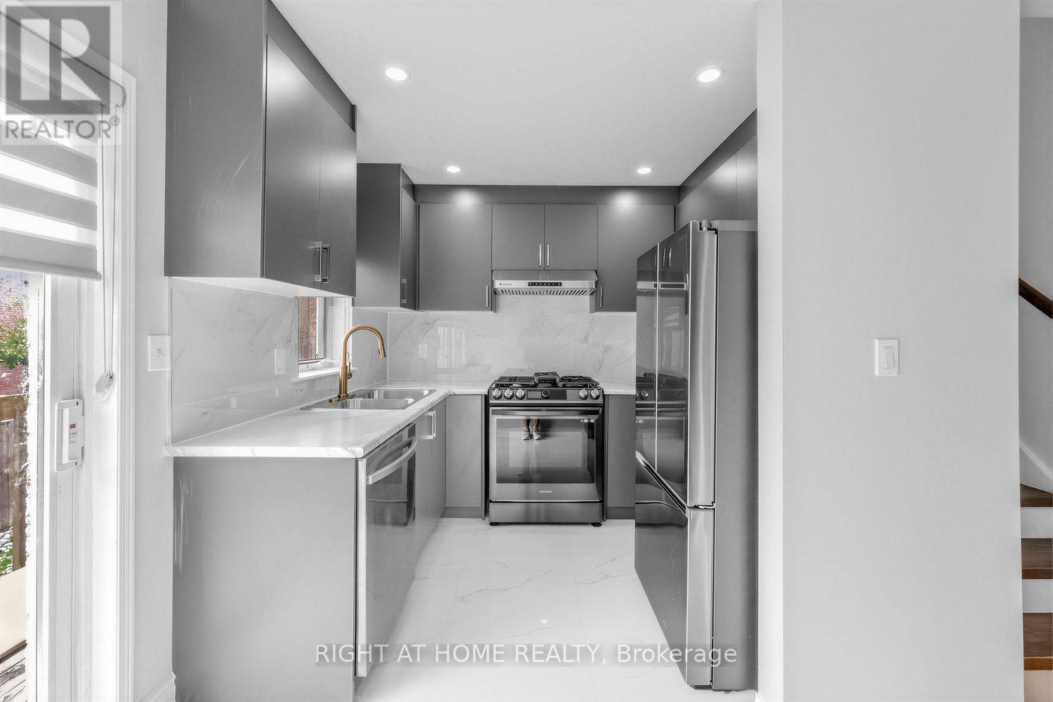 31 - 80 Strathaven Drive, Mississauga, Ontario  L5R 3V9 - Photo 10 - W13748670