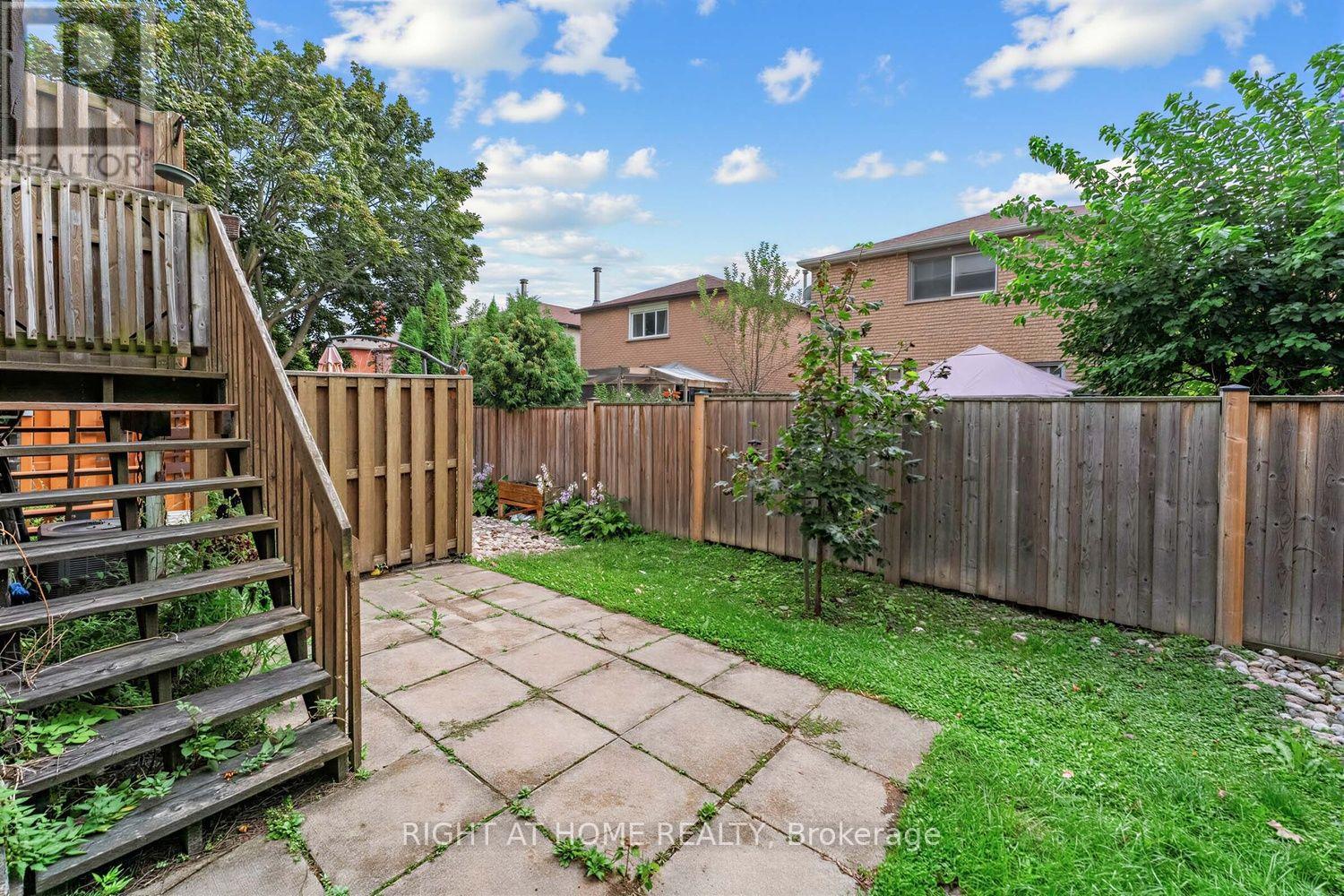 31 - 80 Strathaven Drive, Mississauga, Ontario  L5R 3V9 - Photo 30 - W13748670