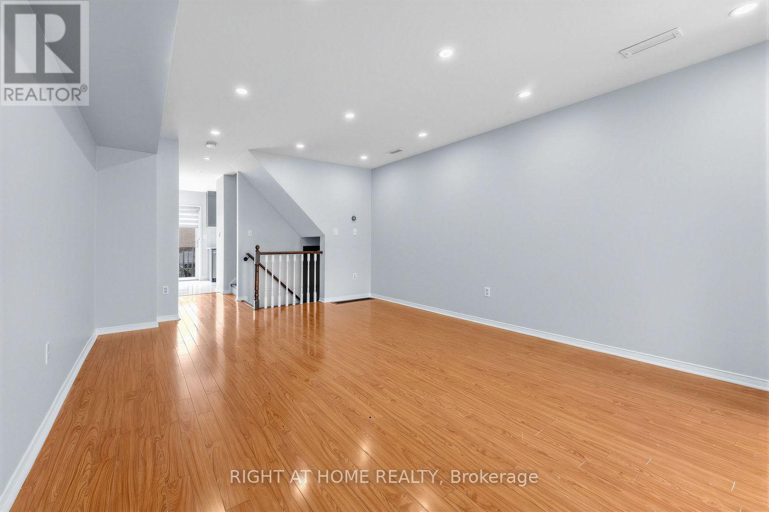 31 - 80 Strathaven Drive, Mississauga, Ontario  L5R 3V9 - Photo 6 - W13748670