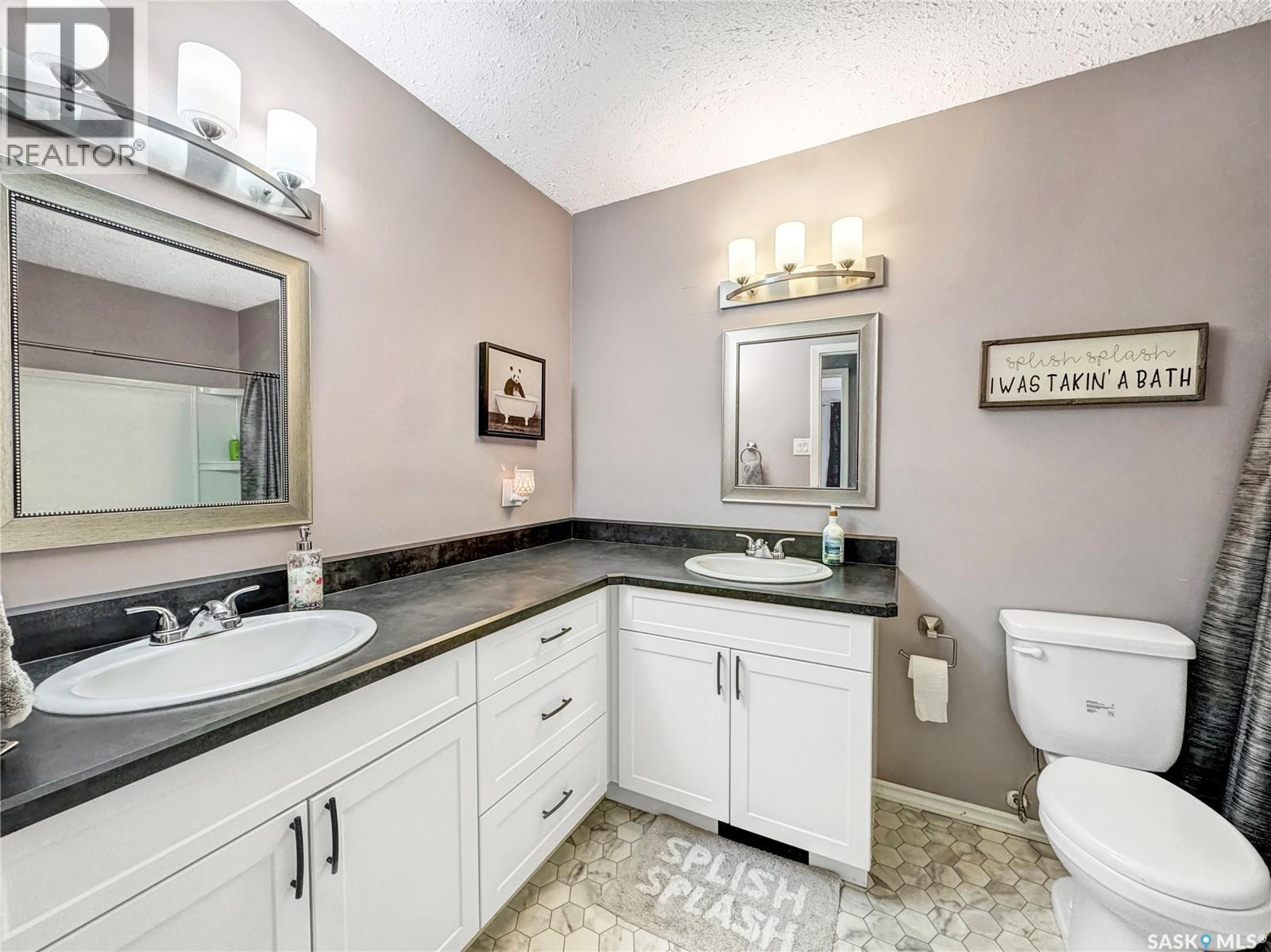 2061 95th Street, North Battleford, Saskatchewan  S9A 3C6 - Photo 18 - SK047500