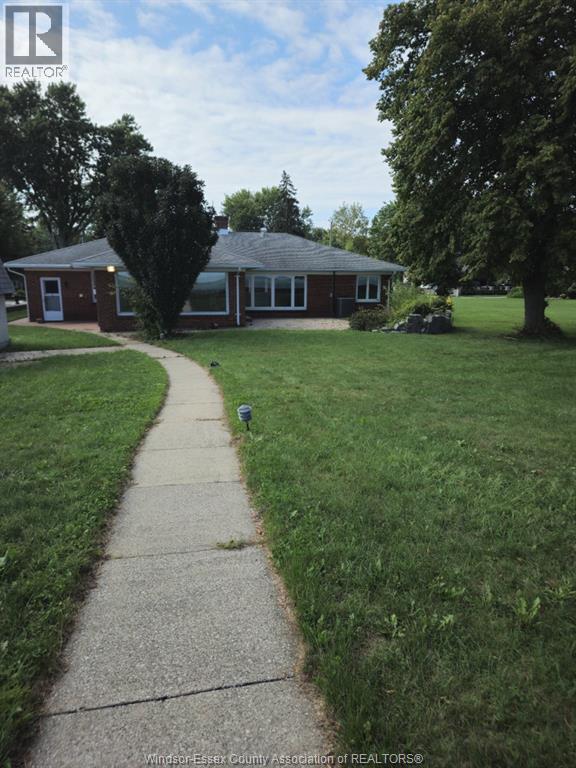 14022 Riverside Drive East, Tecumseh, Ontario  N8N 1B6 - Photo 17 - 26021404