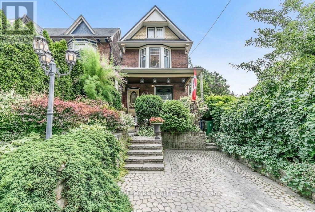 UPPER - 91 IVY AVENUE, Toronto, Ontario