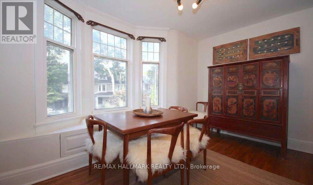 Upper - 91 Ivy Avenue, Toronto, Ontario  M4L 2H8 - Photo 18 - E13748730