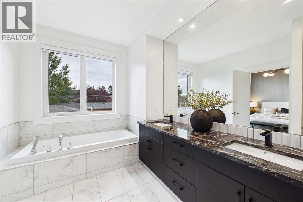 406 33 Avenue NW, Calgary, Alberta  T2K 0B4 - Photo 30 - A2336044