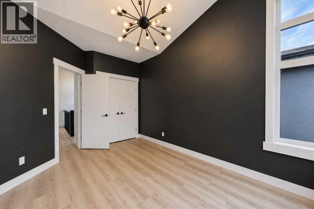 406 33 Avenue NW, Calgary, Alberta  T2K 0B4 - Photo 34 - A2336044