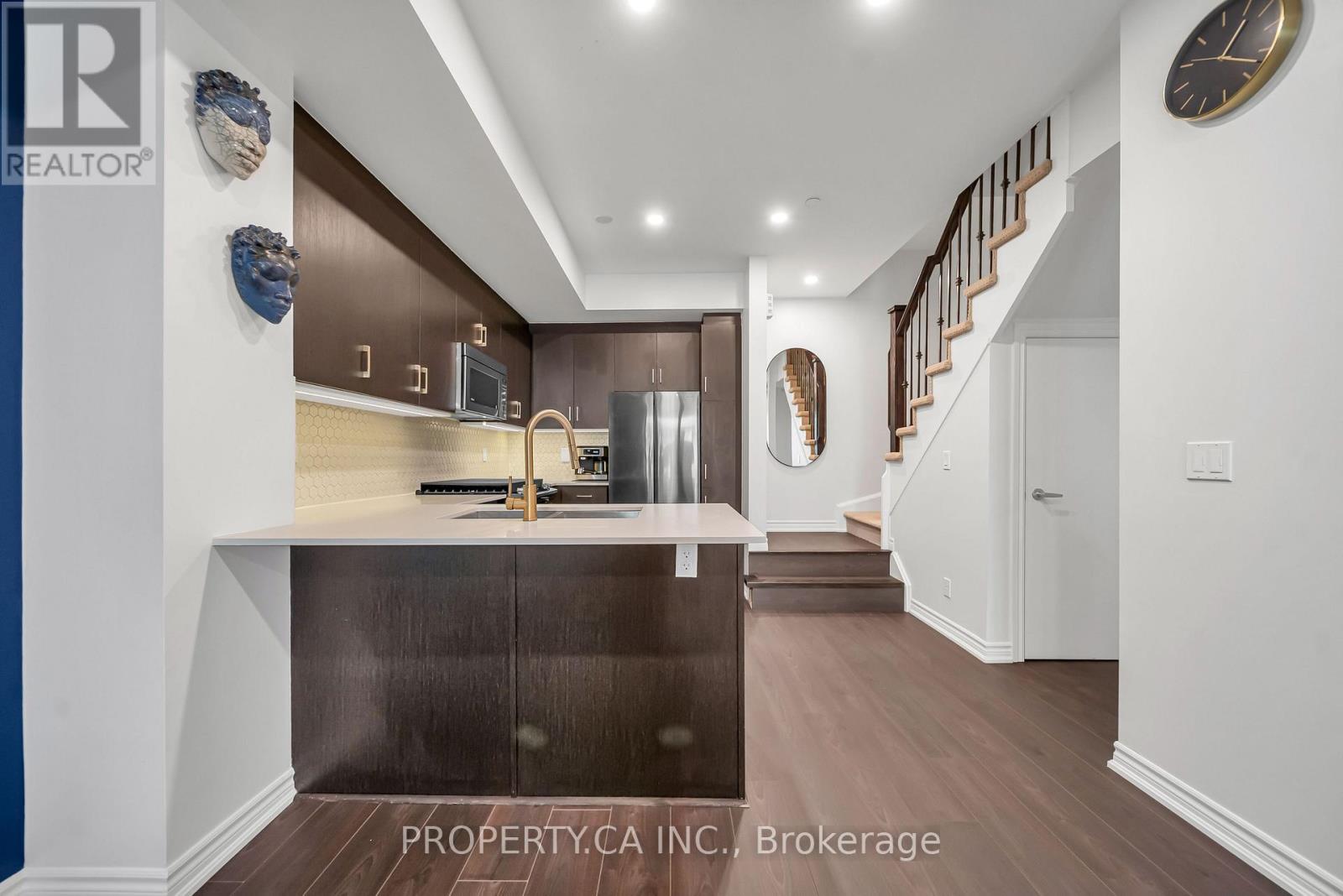 7 - 135 Long Branch Avenue, Toronto, Ontario  M8W 0A9 - Photo 13 - W13748736