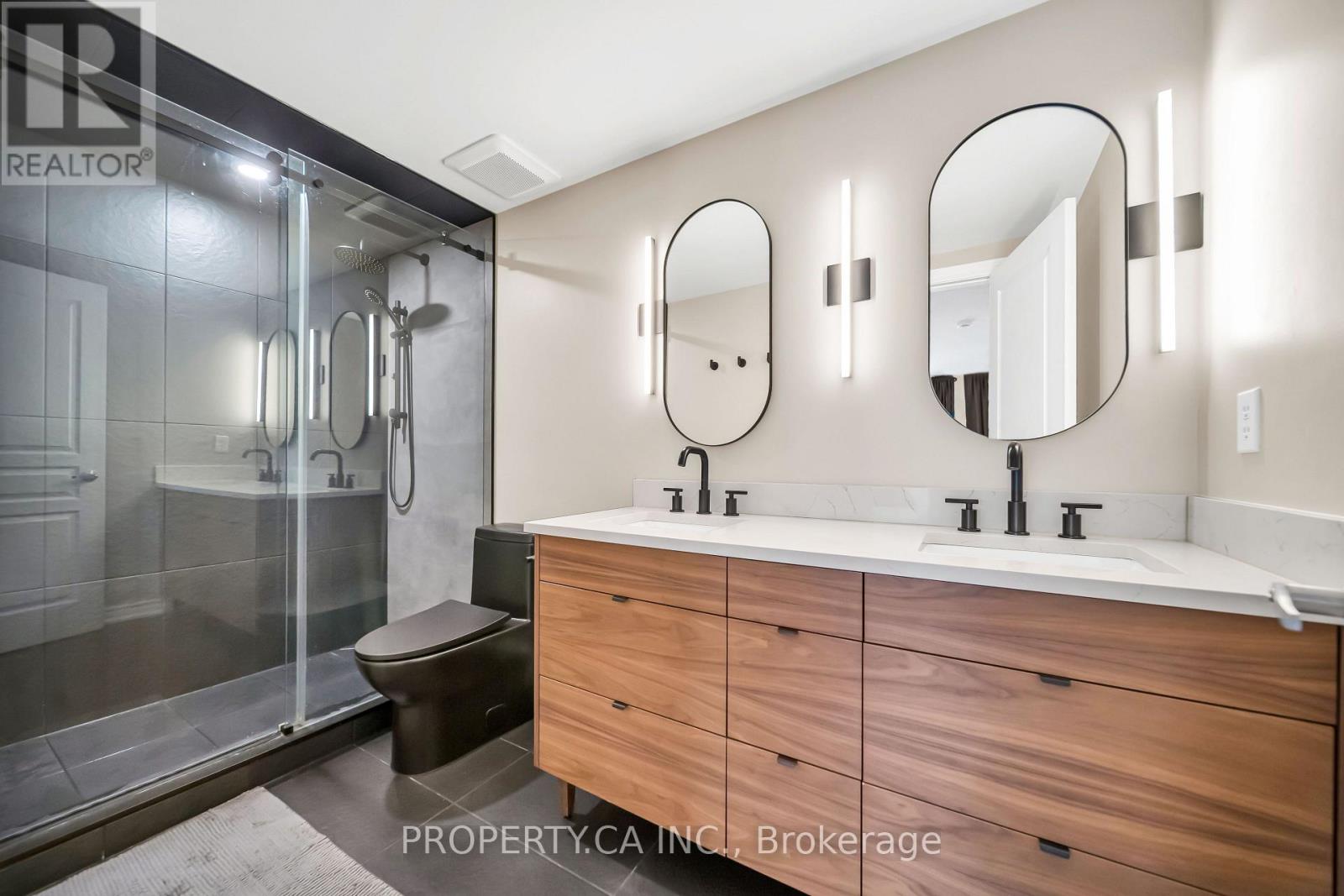 7 - 135 Long Branch Avenue, Toronto, Ontario  M8W 0A9 - Photo 29 - W13748736