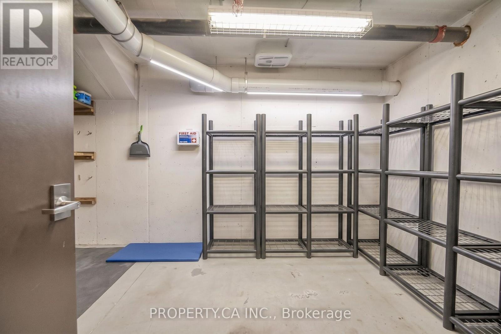 7 - 135 Long Branch Avenue, Toronto, Ontario  M8W 0A9 - Photo 35 - W13748736