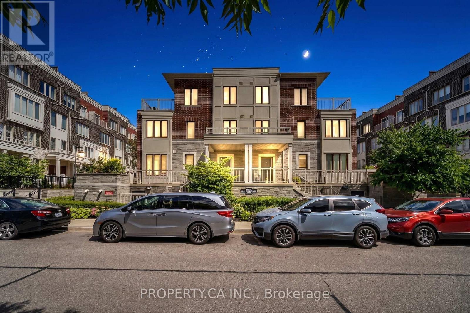 7 - 135 Long Branch Avenue, Toronto, Ontario  M8W 0A9 - Photo 4 - W13748736