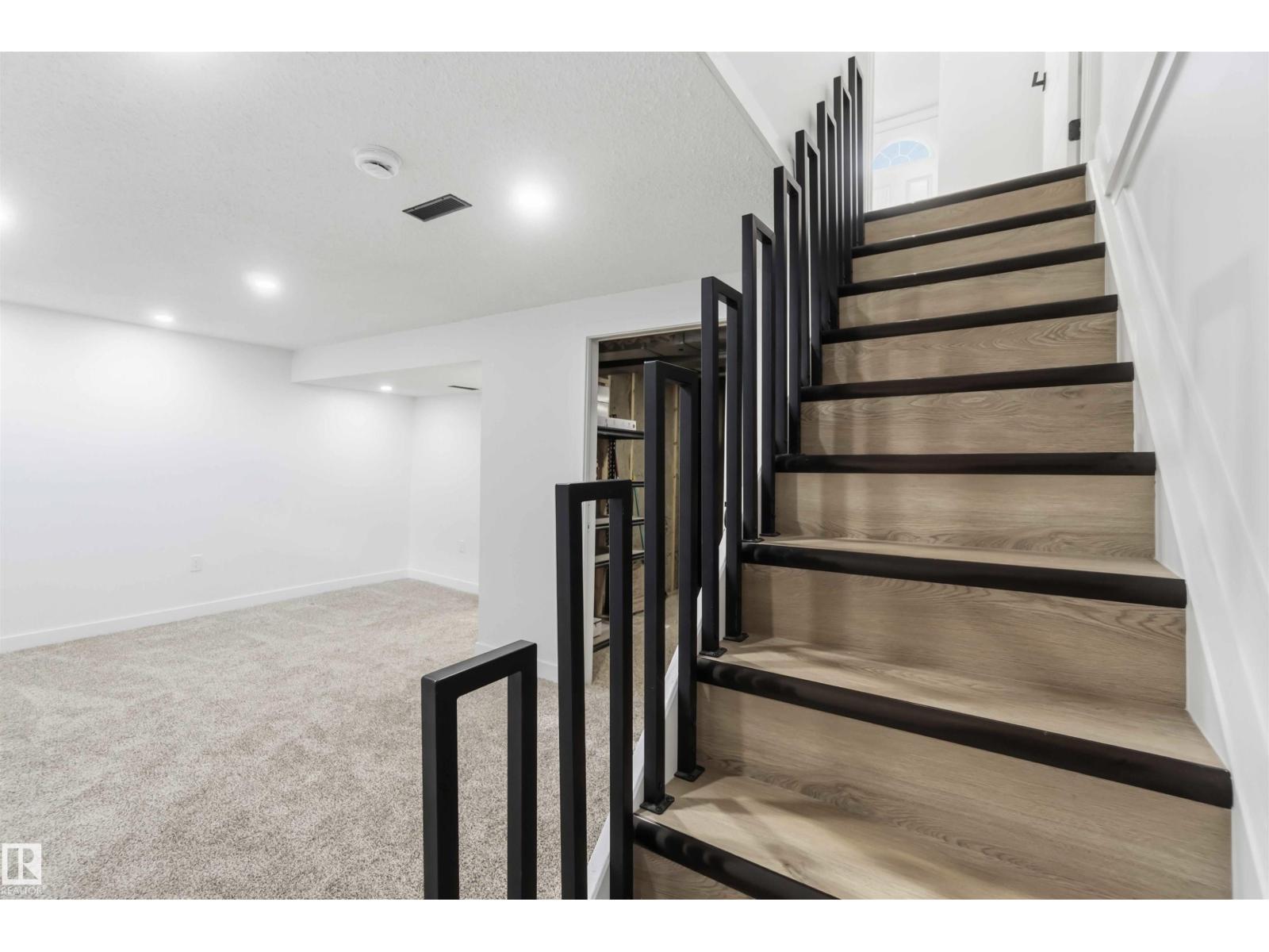 160 Habitat Cr NW, Edmonton, Alberta  T5A 2X7 - Photo 16 - E4507297