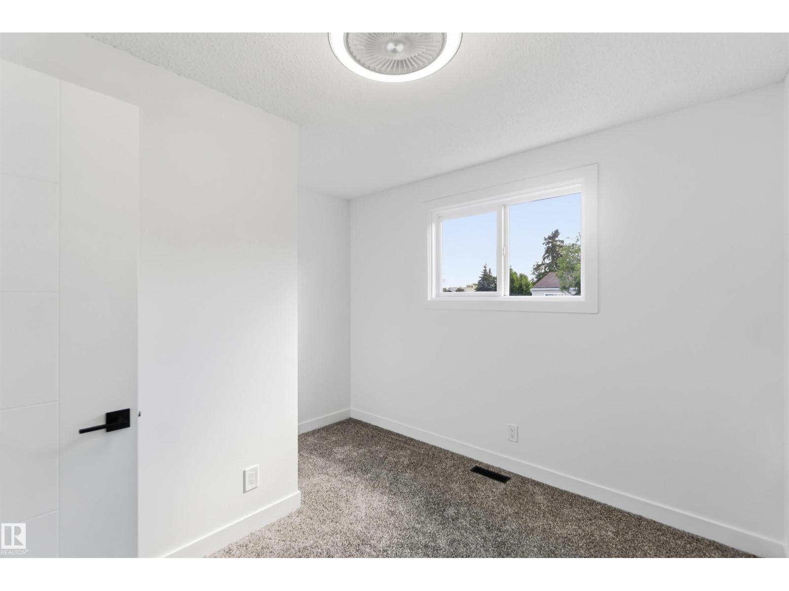 160 Habitat Cr NW, Edmonton, Alberta  T5A 2X7 - Photo 32 - E4507297