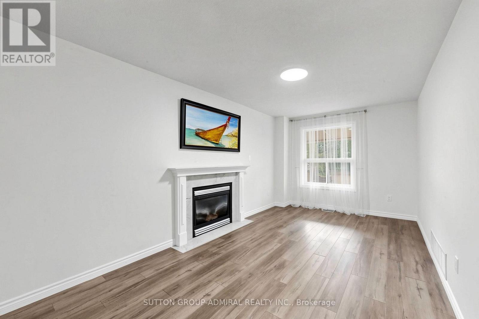 38 Felt Crescent, Barrie, Ontario  L4N 8V1 - Photo 15 - S13743664