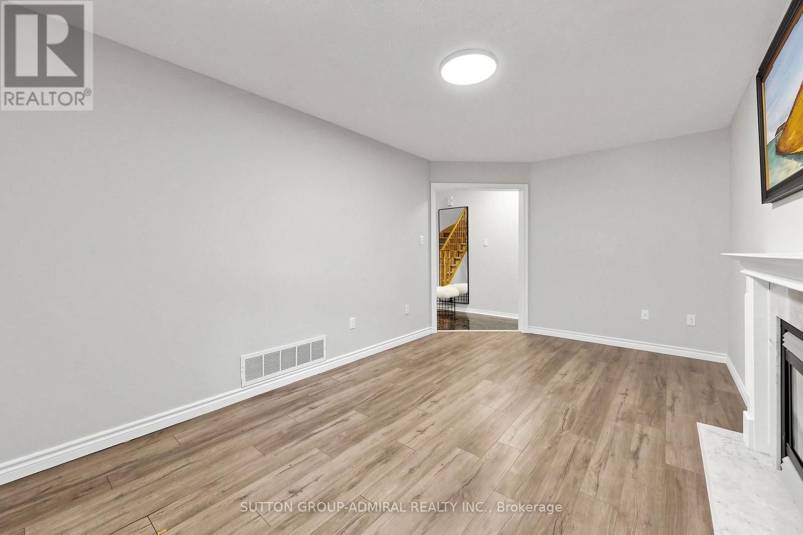 38 Felt Crescent, Barrie, Ontario  L4N 8V1 - Photo 17 - S13743664
