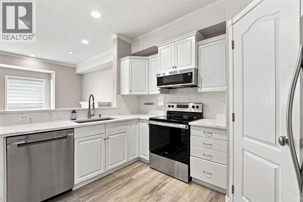 2453, 151 Country Village Road NE, Calgary, Alberta  T3K 5X5 - Photo 11 - A2342981