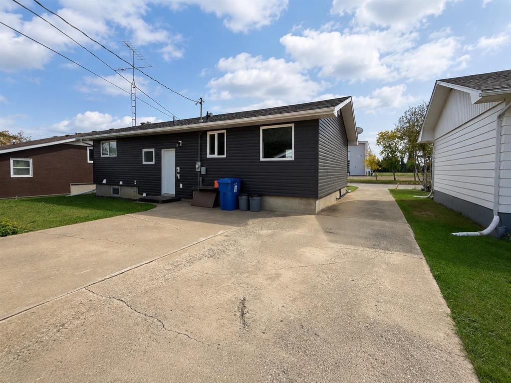 1474 3rd Street N, Swan River, Manitoba  R0L 1Z0 - Photo 2 - 202622130
