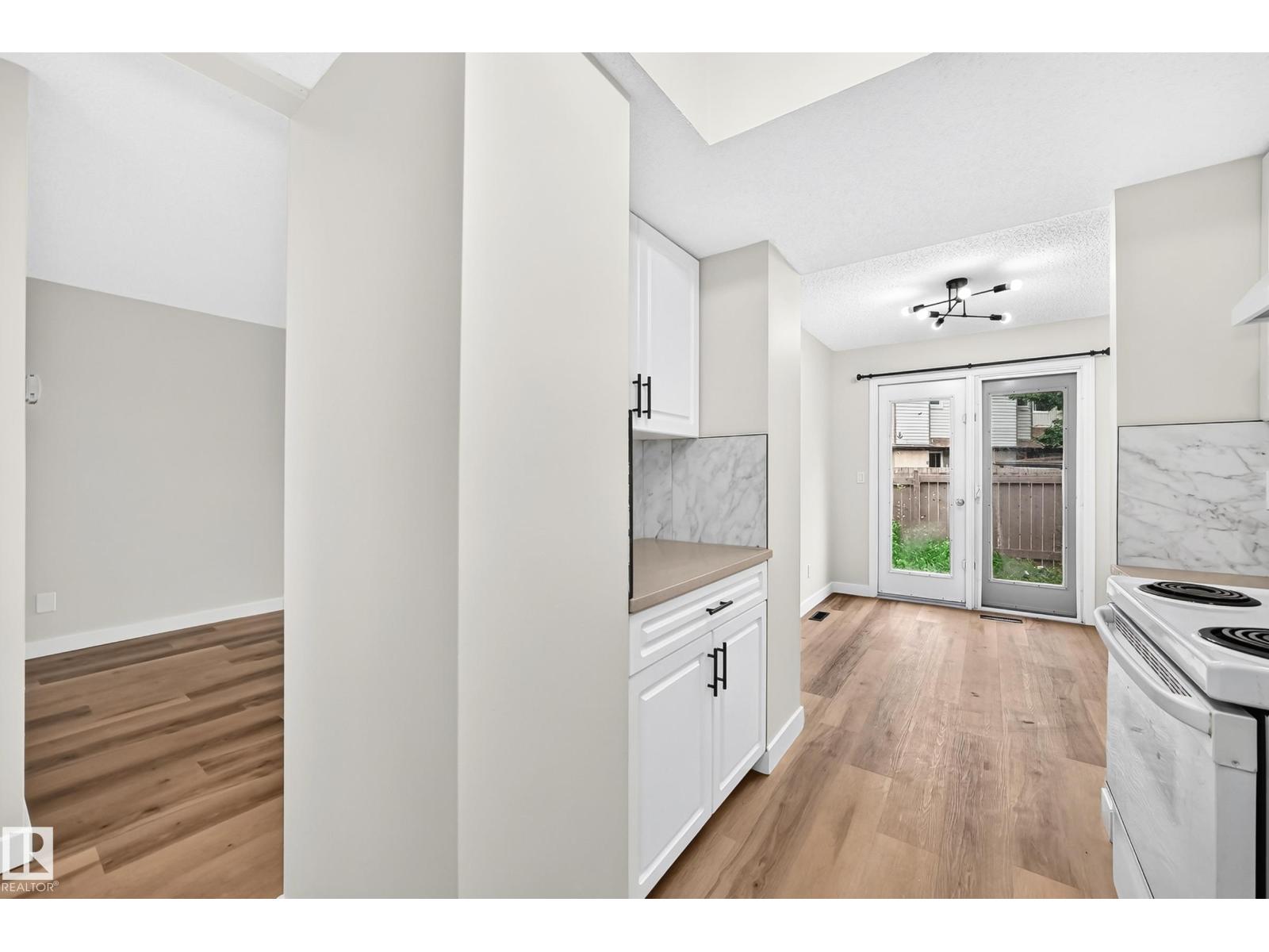 Unknown Address, , - Photo 11 - E4507300