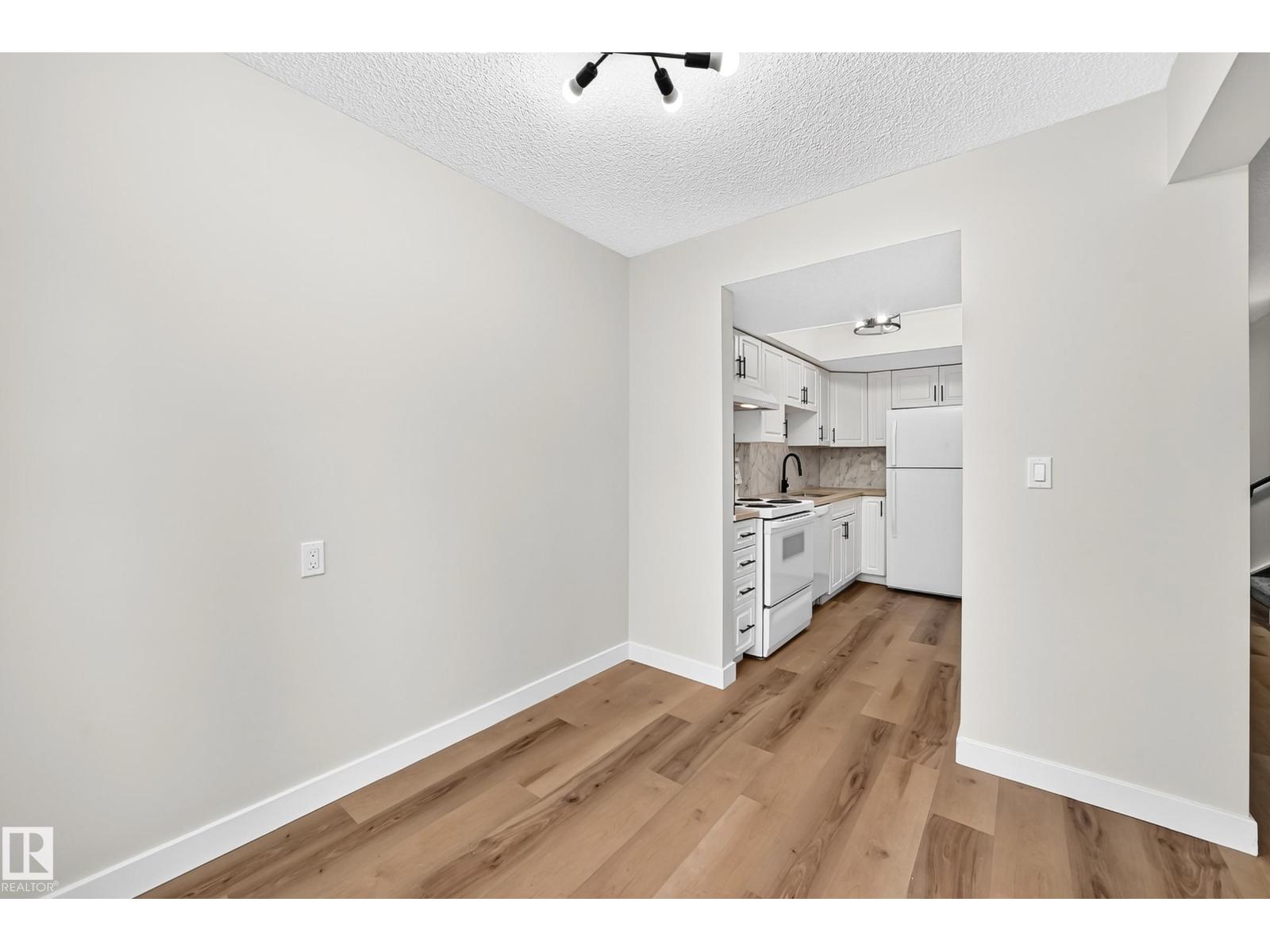 Unknown Address, , - Photo 16 - E4507300
