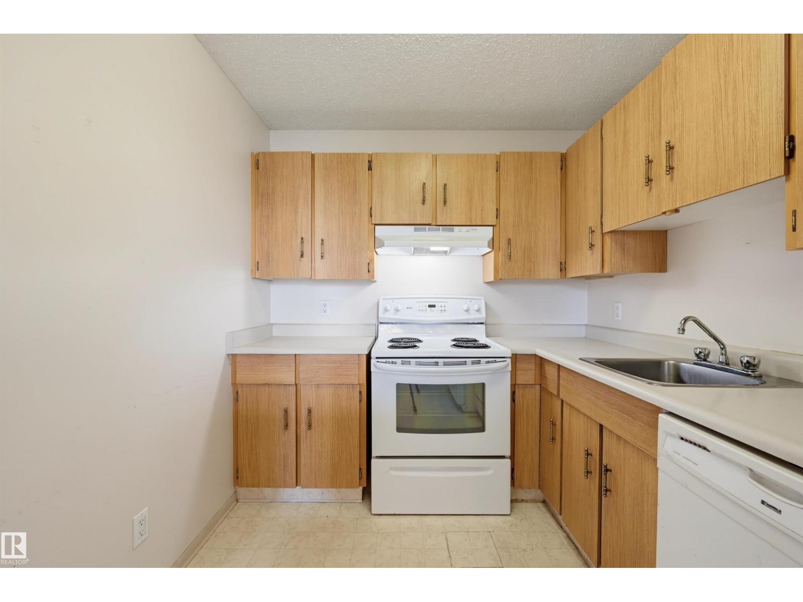 #1305 9916 113 St NW, Edmonton, Alberta  T5K 2N3 - Photo 10 - E4507301