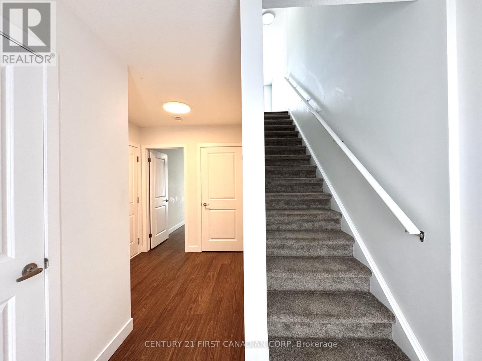 29 - 349 Southdale Road E, London South, Ontario  N6E 1A2 - Photo 4 - X13748774