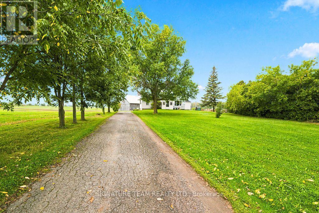 19573 17 Highway, Whitewater Region, Ontario K0J 1K0 - Photo 2 - X13748782