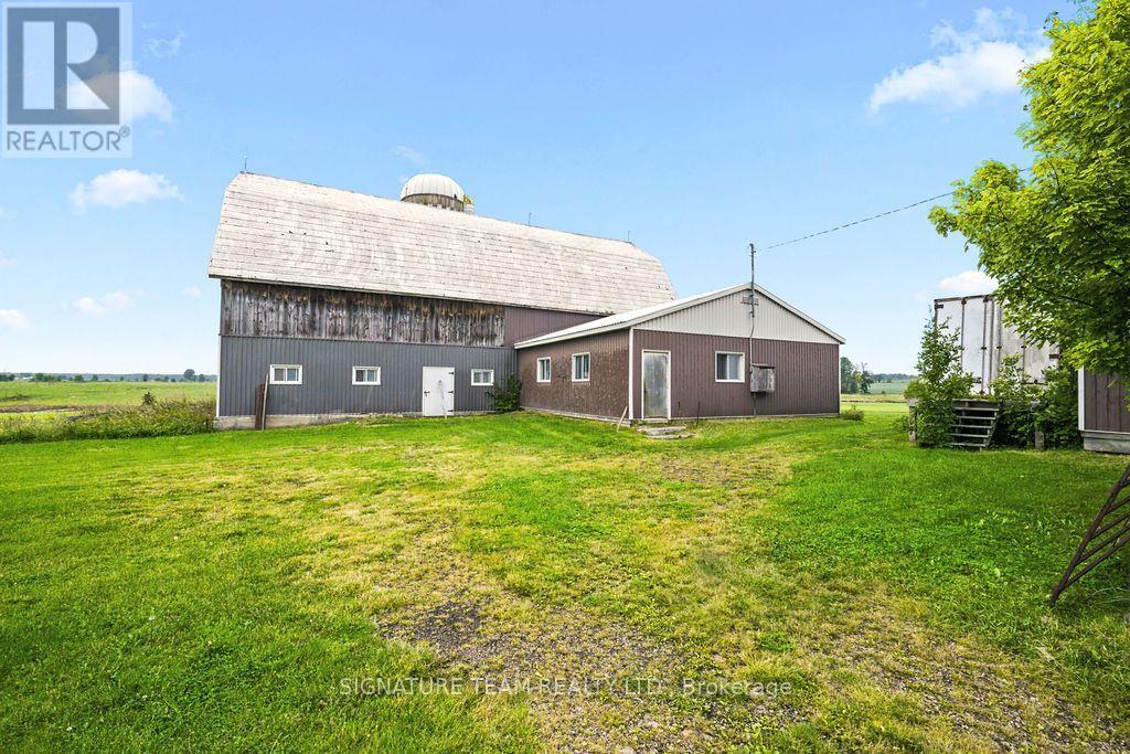 19573 17 Highway, Whitewater Region, Ontario  K0J 1K0 - Photo 36 - X13748782