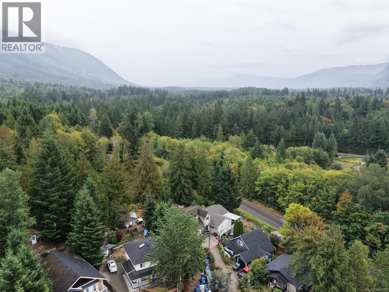 350 Carnell Dr, Lake Cowichan, British Columbia  V0R 2G1 - Photo 7 - 1048759