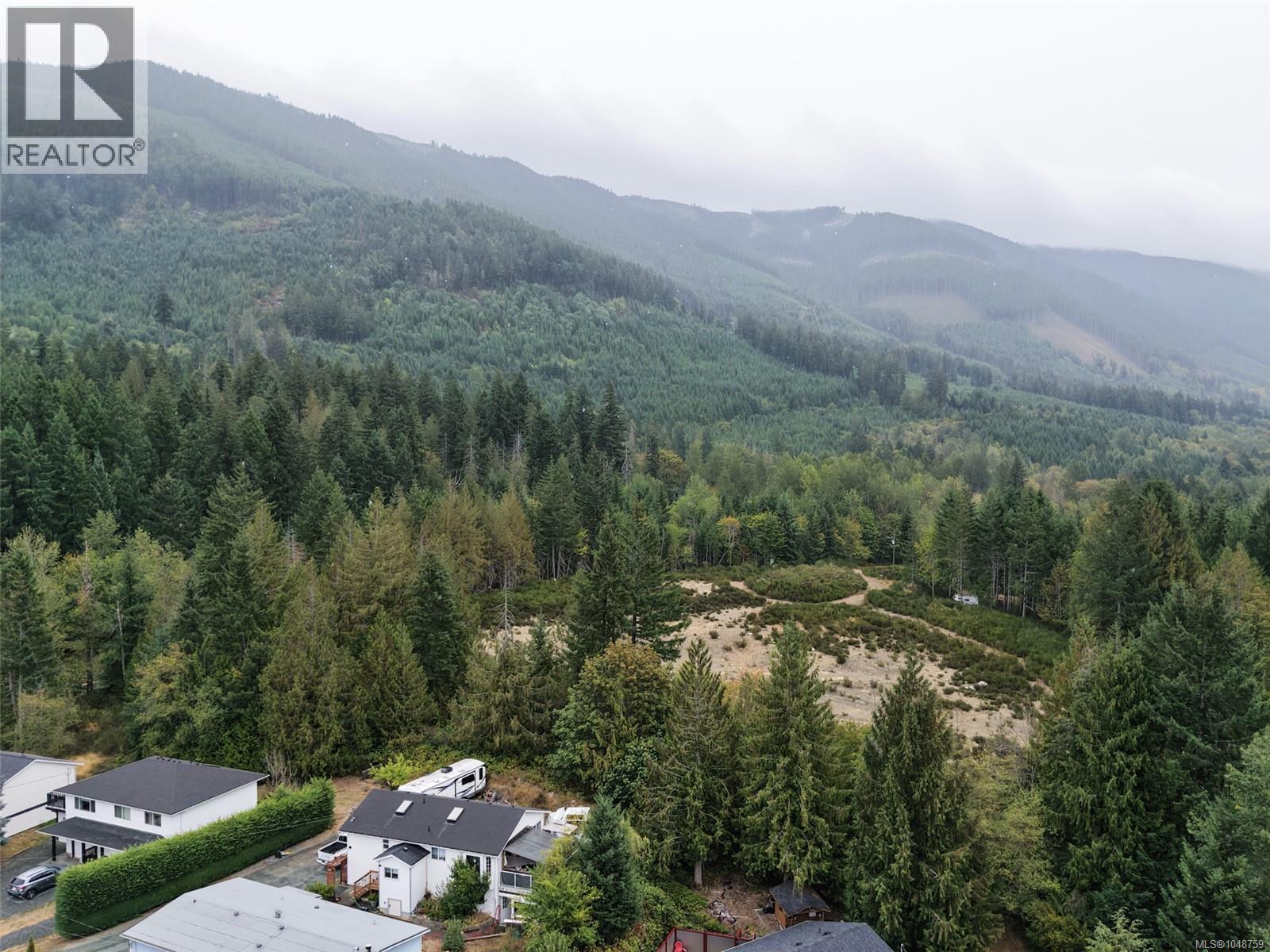 350 Carnell Dr, Lake Cowichan, British Columbia  V0R 2G1 - Photo 8 - 1048759