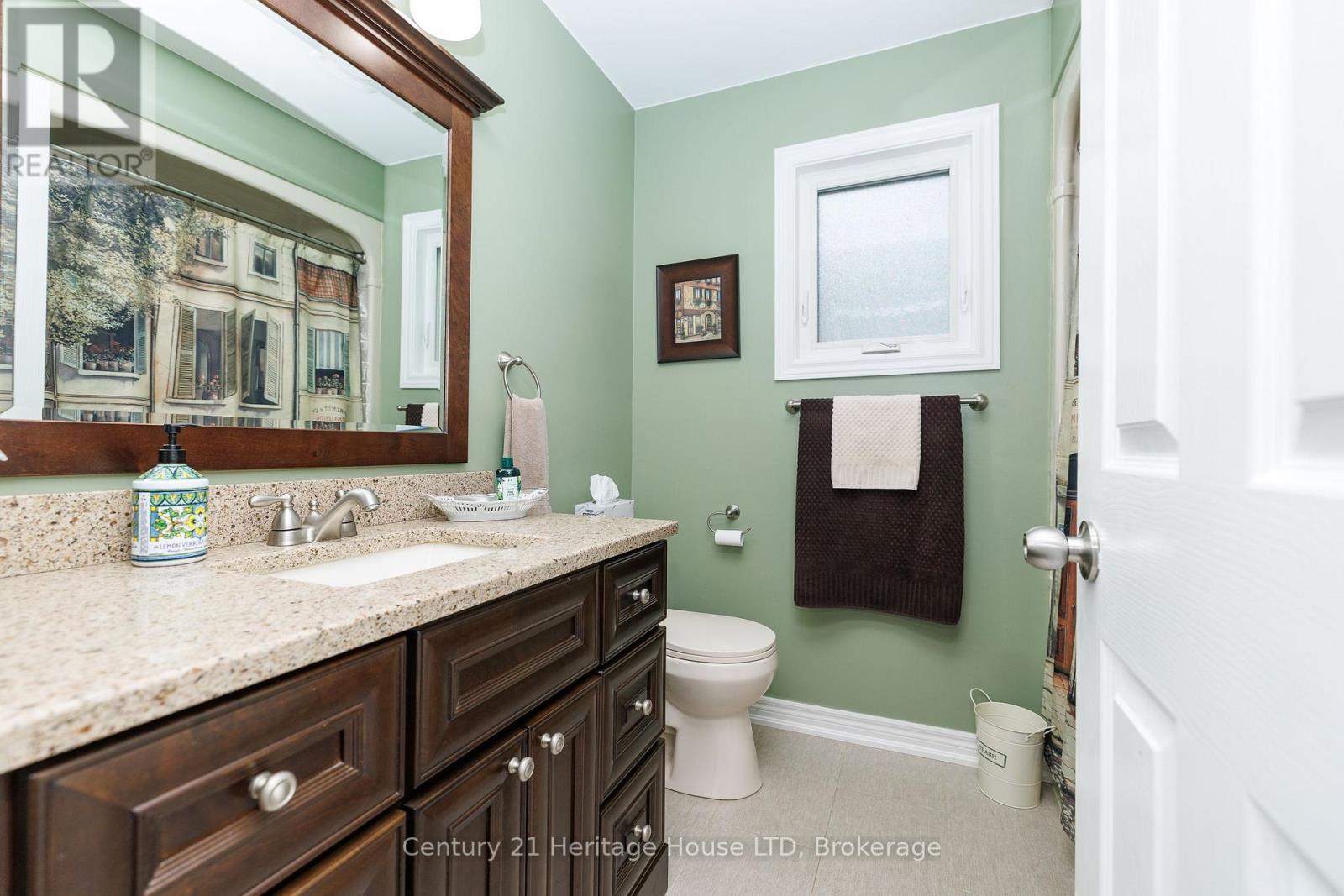 621 Parkdale Avenue, Fort Erie, Ontario  L2A 5B3 - Photo 17 - X13748836