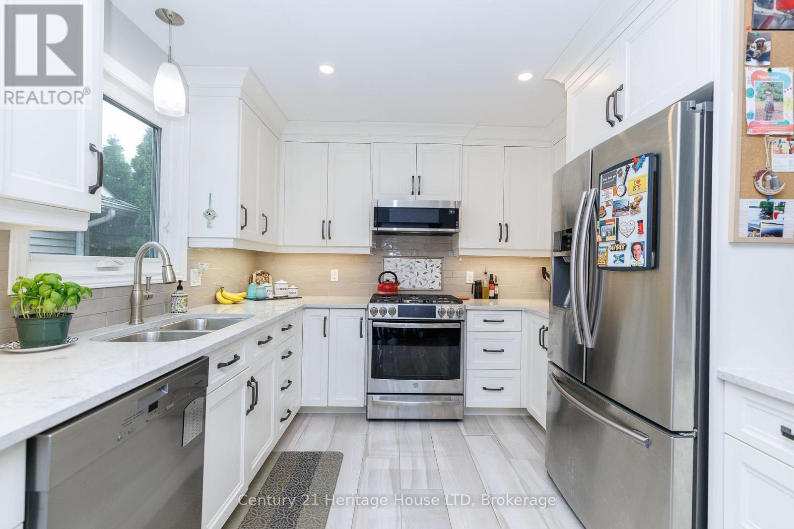621 Parkdale Avenue, Fort Erie, Ontario  L2A 5B3 - Photo 6 - X13748836