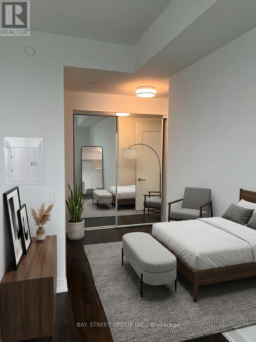 2304 - 30 Inn On The Park Drive, Toronto, Ontario  M3C 0P7 - Photo 13 - C13748810