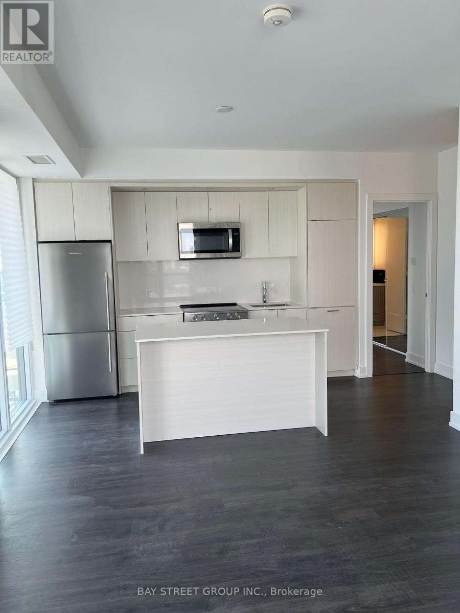 2304 - 30 Inn On The Park Drive, Toronto, Ontario  M3C 0P7 - Photo 8 - C13748810