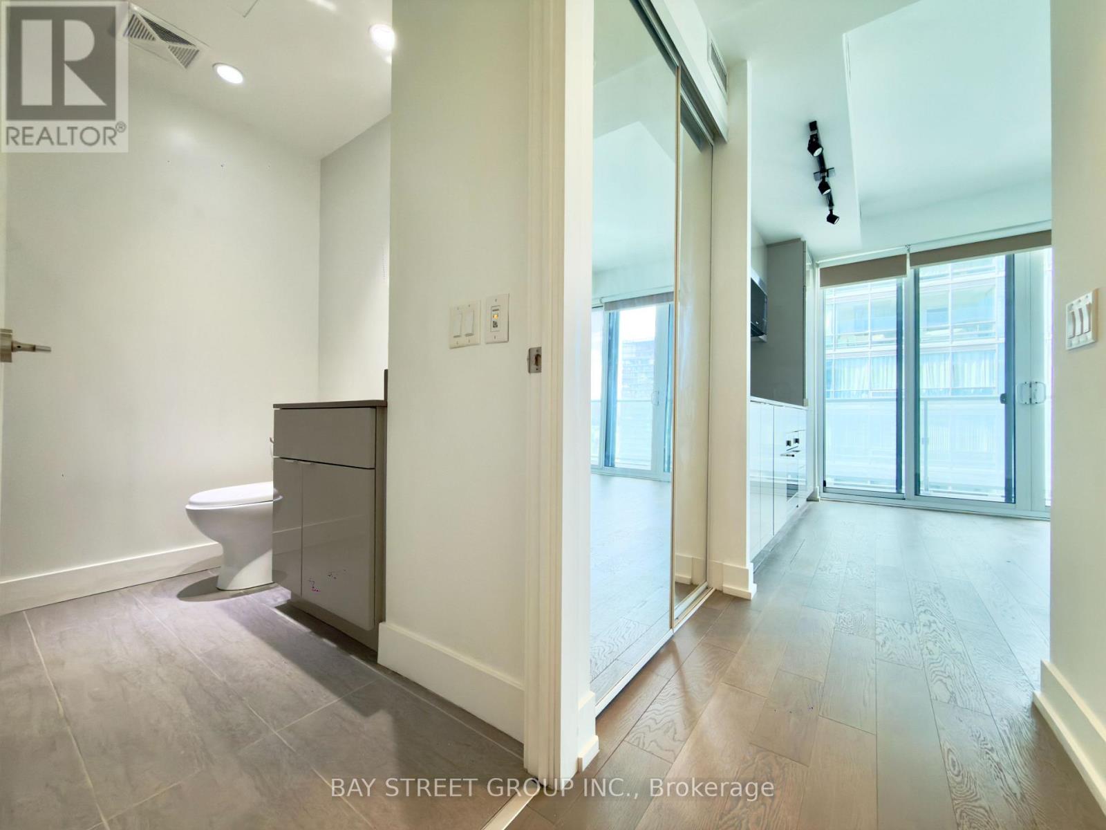4502 - 7 Grenville Street, Toronto, Ontario  M4Y 0E9 - Photo 3 - C13748822