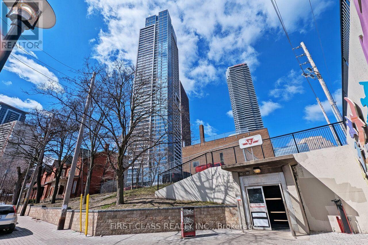 3807 - 609 Sherbourne Street, Toronto, Ontario  M4X 0A4 - Photo 3 - C13748840
