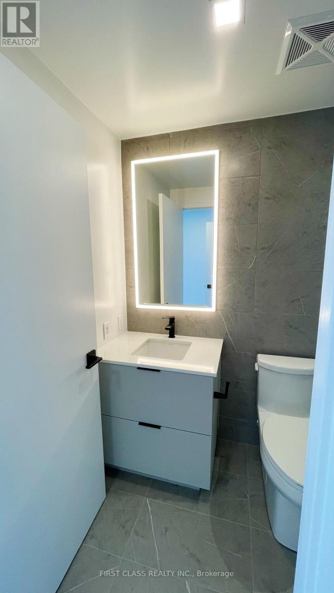 3807 - 609 Sherbourne Street, Toronto, Ontario  M4X 0A4 - Photo 31 - C13748840