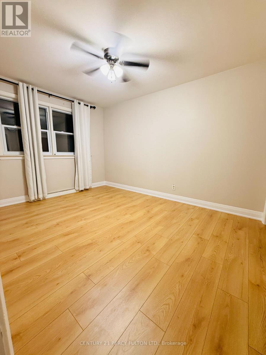 379 Welland Avenue, Oshawa, Ontario  L1J 3C7 - Photo 6 - E13748838