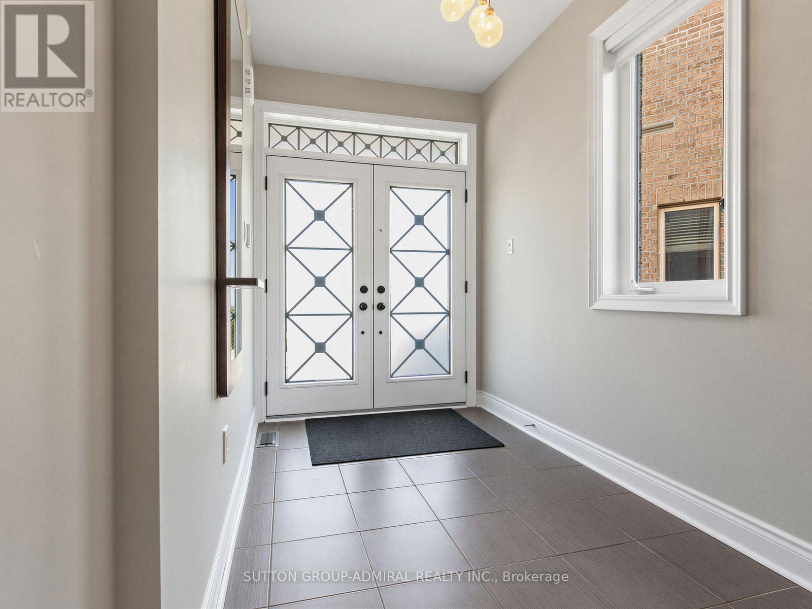 67 Bristlewood Crescent, Vaughan, Ontario  L4J 9K9 - Photo 4 - N13747246